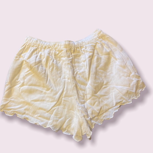 Abercrombie and Fitch Shorts - Picture 3 of 7